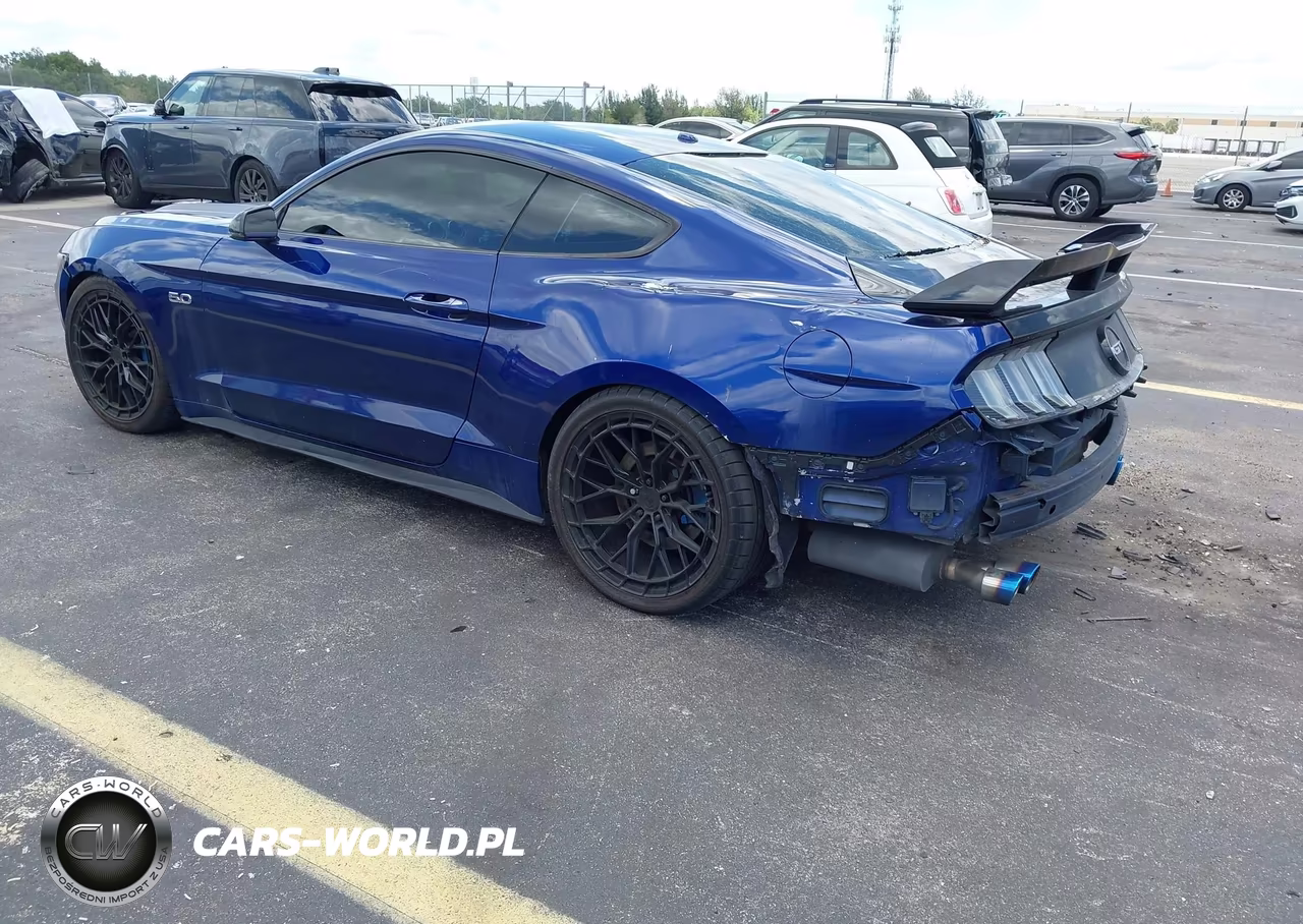 2016 Ford Mustang Gt Premium VIN:1FA6P8CF4G5251577 - 3
