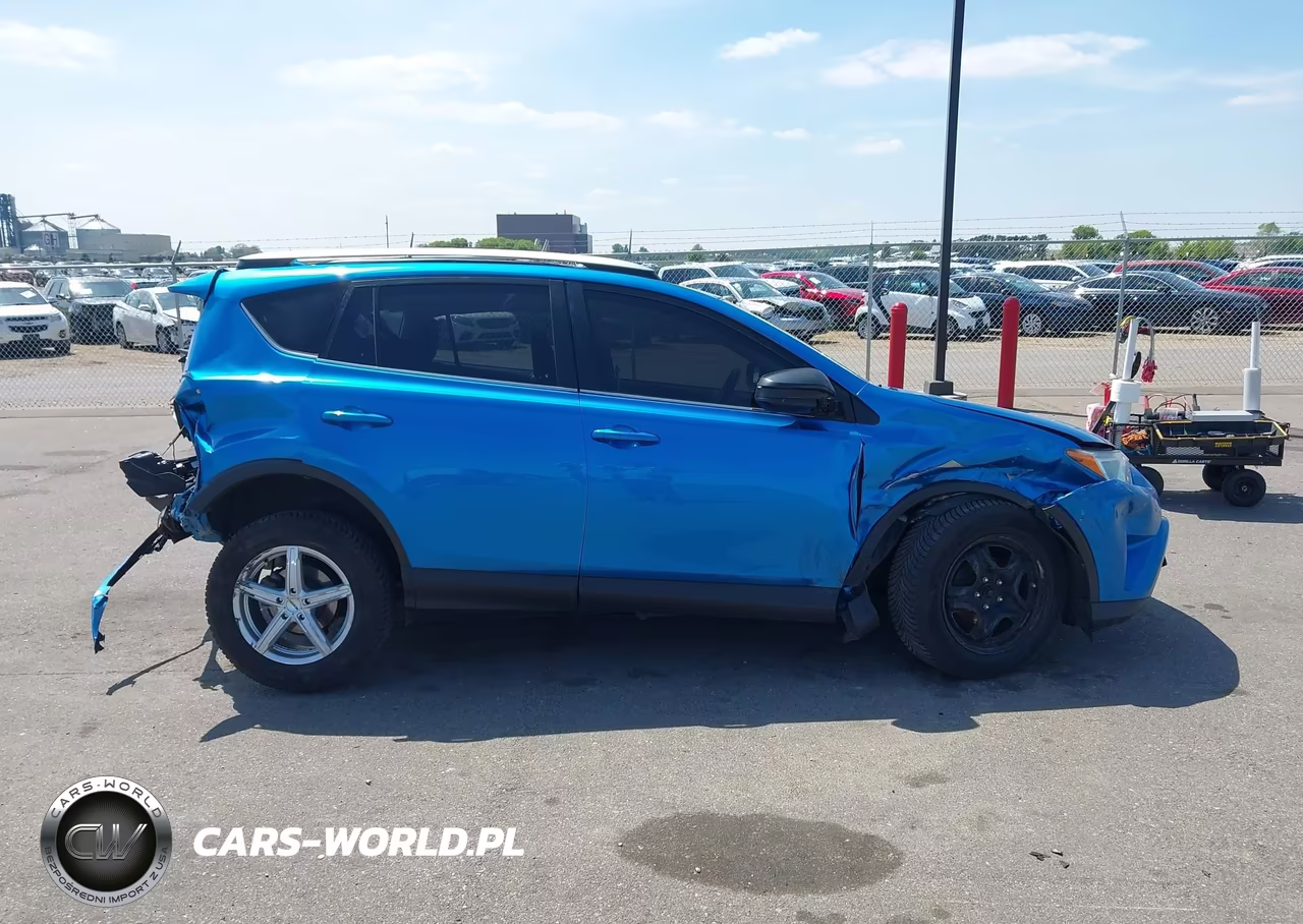 2016 Toyota Rav4 Le VIN:JTMBFREV1GJ095768 - 14