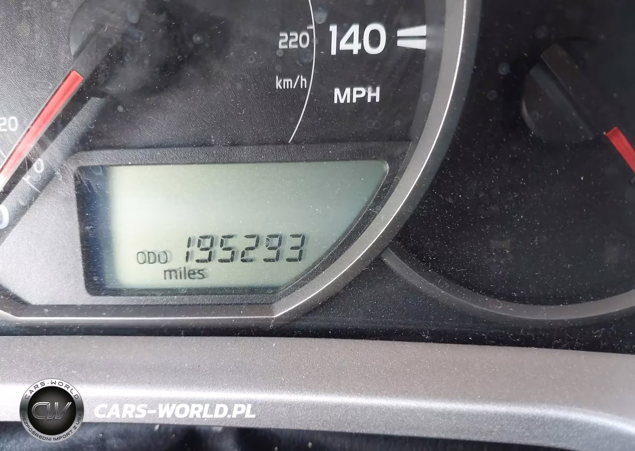2016 Toyota Rav4 Le VIN:JTMBFREV1GJ095768 - 16