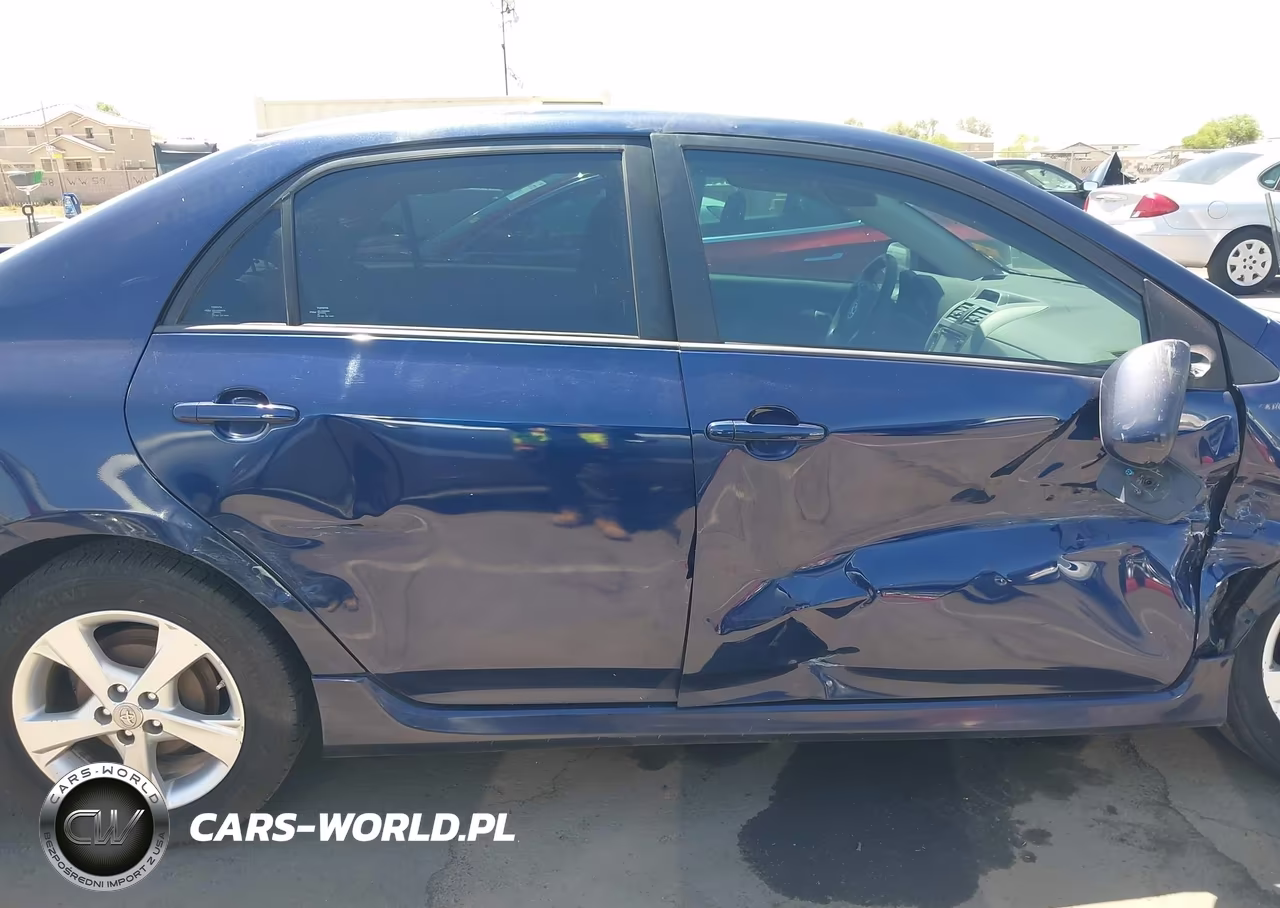 2013 Toyota Corolla S VIN:2T1BU4EE6DC045884 - 13