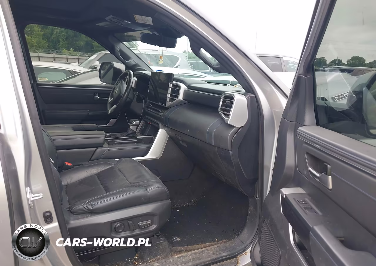 2023 Toyota Sequoia Platinum VIN:7SVAAAAA4PX002372 - 5