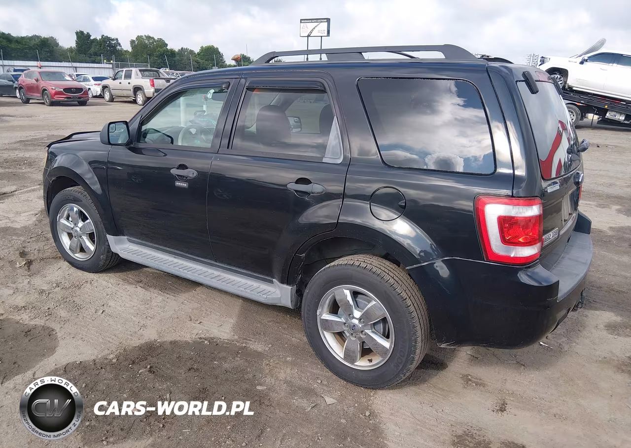 2011 Ford Escape Xlt VIN:1FMCU9DG2BKB20513 - 3