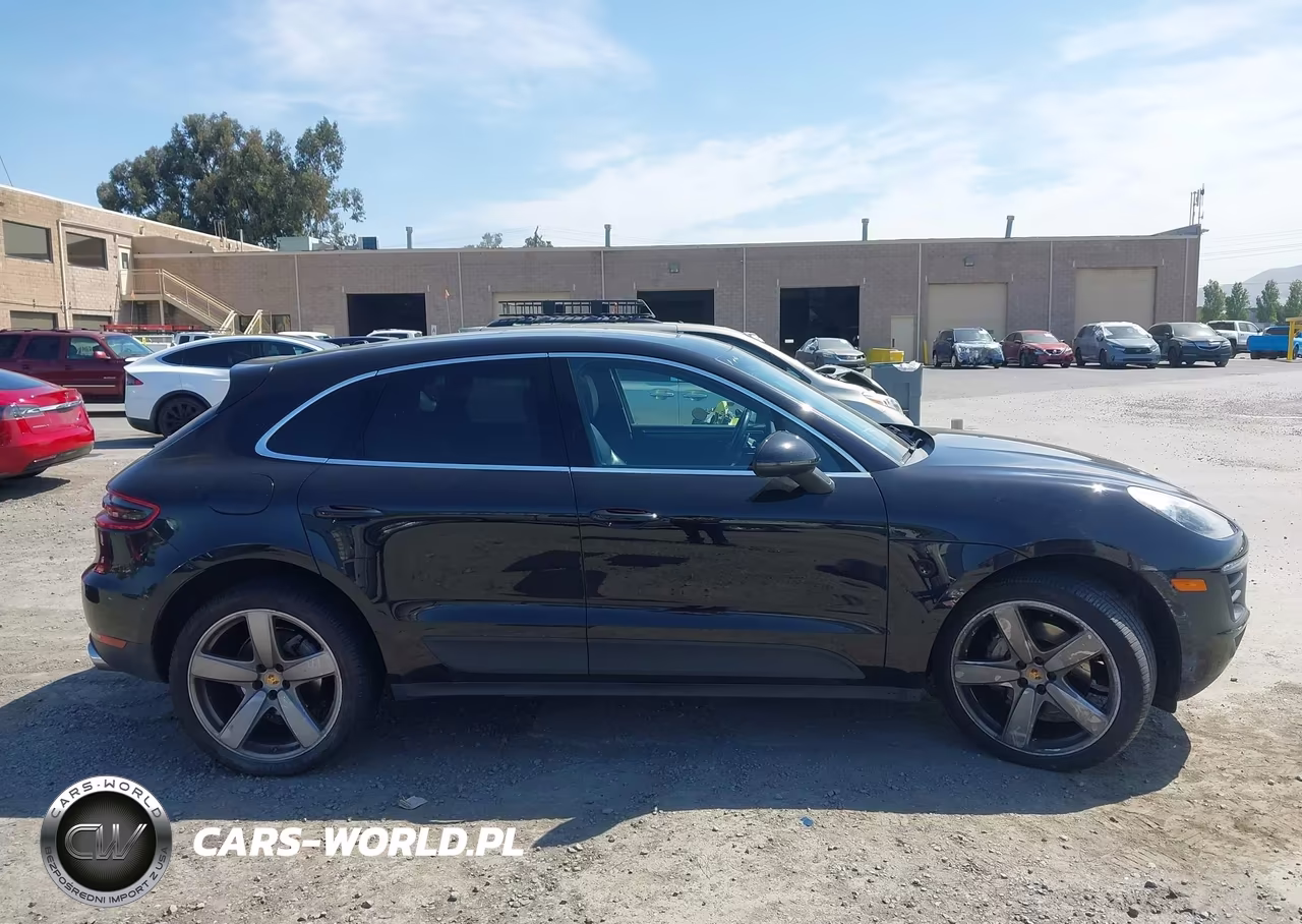 2016 Porsche Macan S VIN:WP1AB2A50GLB58026 - 13