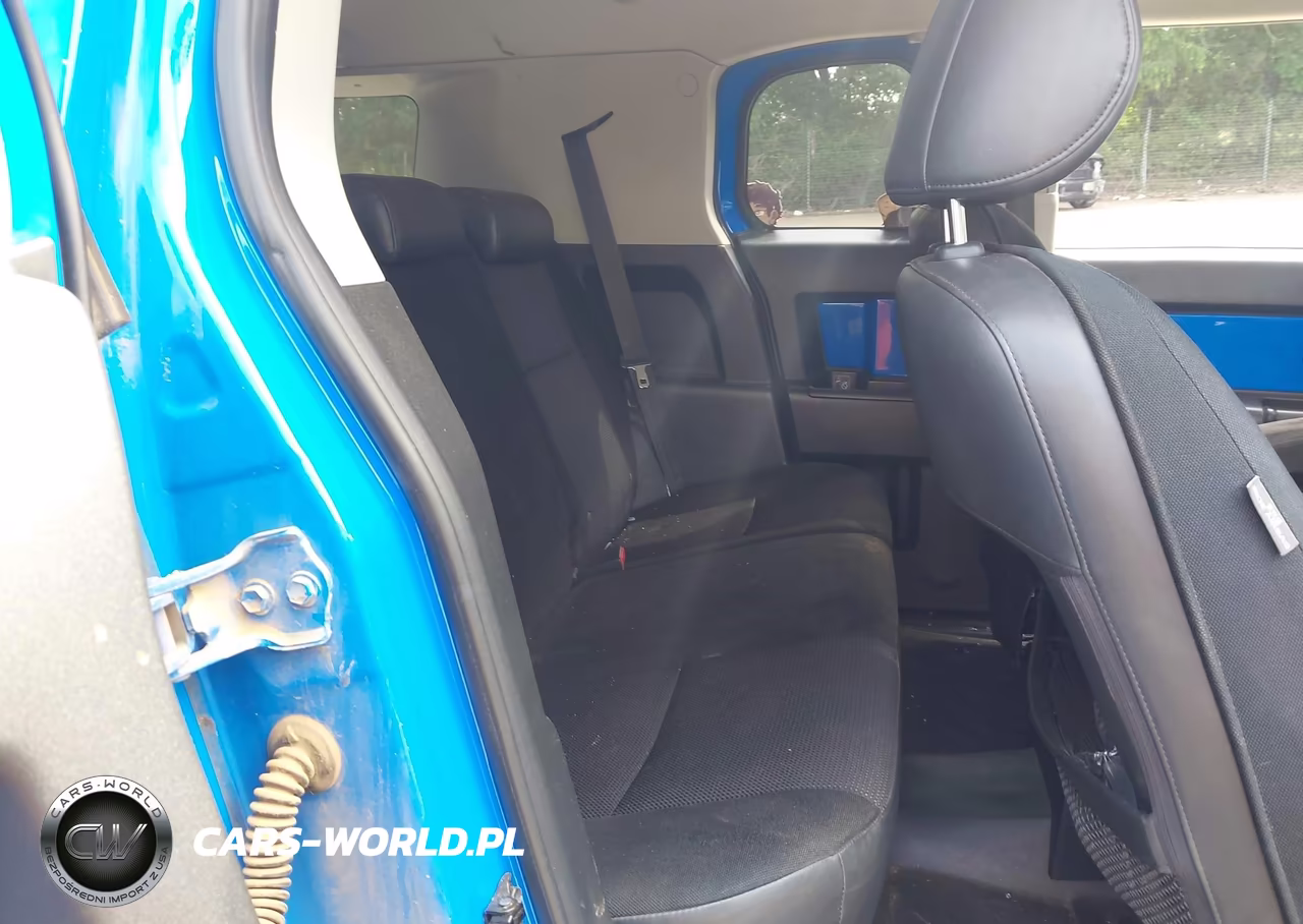 2007 Toyota Fj Cruiser VIN:JTEZU11F070002454 - 8