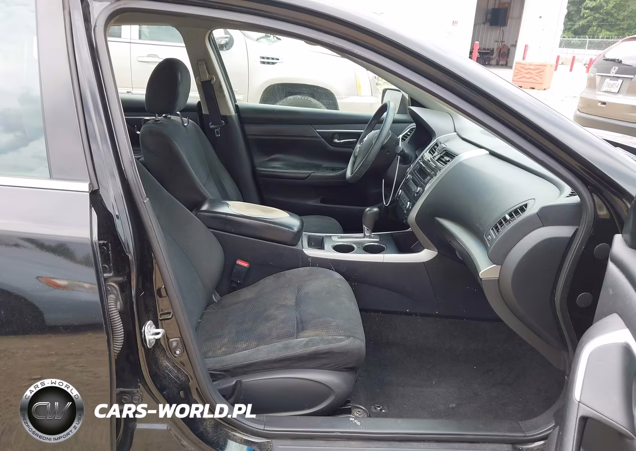 2015 Nissan Altima 2.5 S VIN:1N4AL3AP9FC460828 - 5