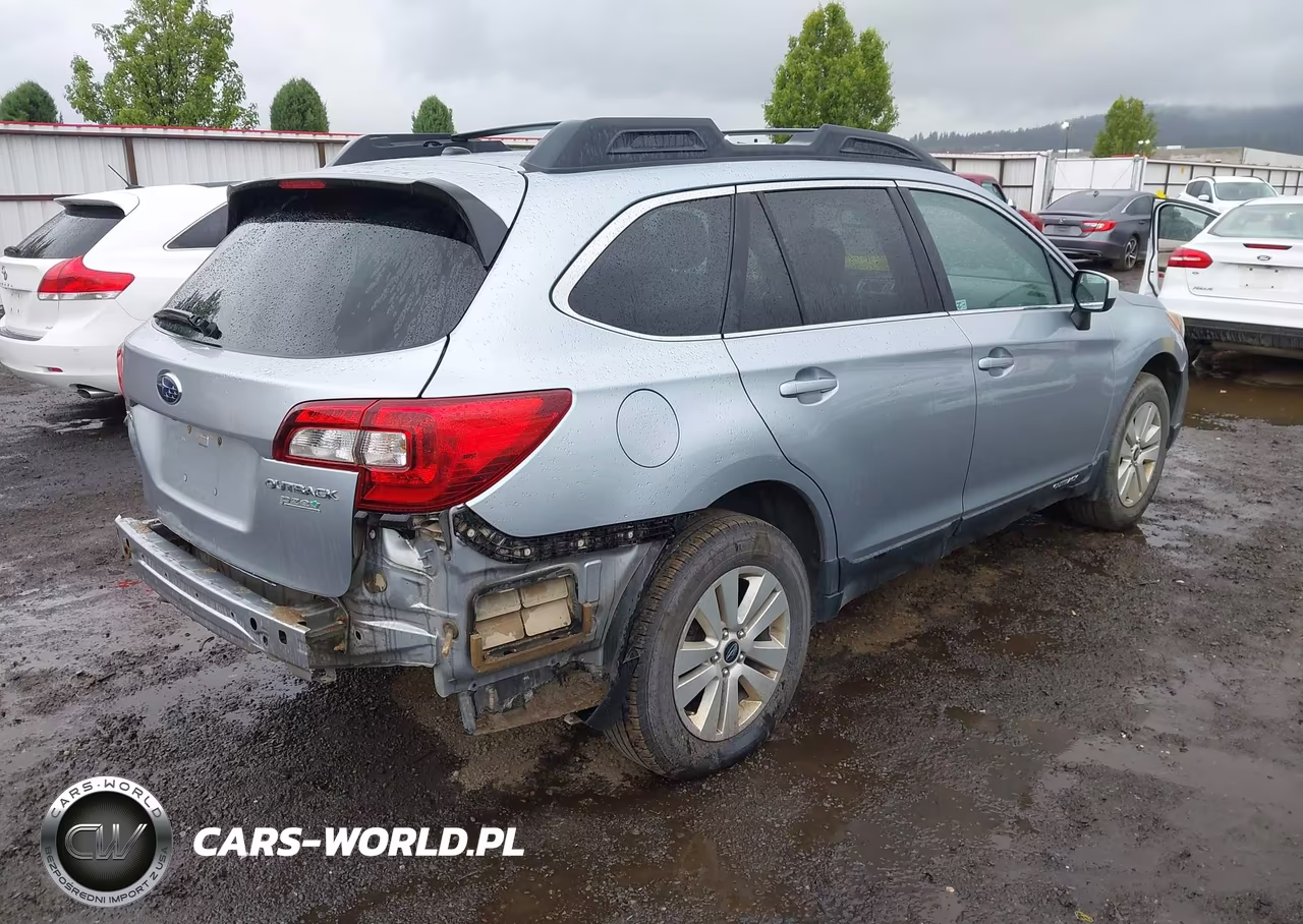 2015 Subaru Outback 2.5I Premium VIN:4S4BSADC8F3203444 - 4