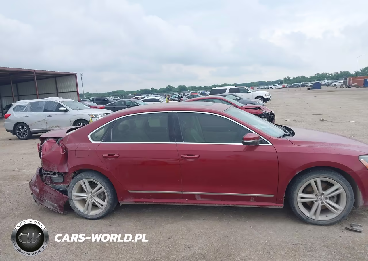 2015 Volkswagen Passat 2.0L Tdi Sel Premium VIN:1VWCV7A38FC108550 - 13