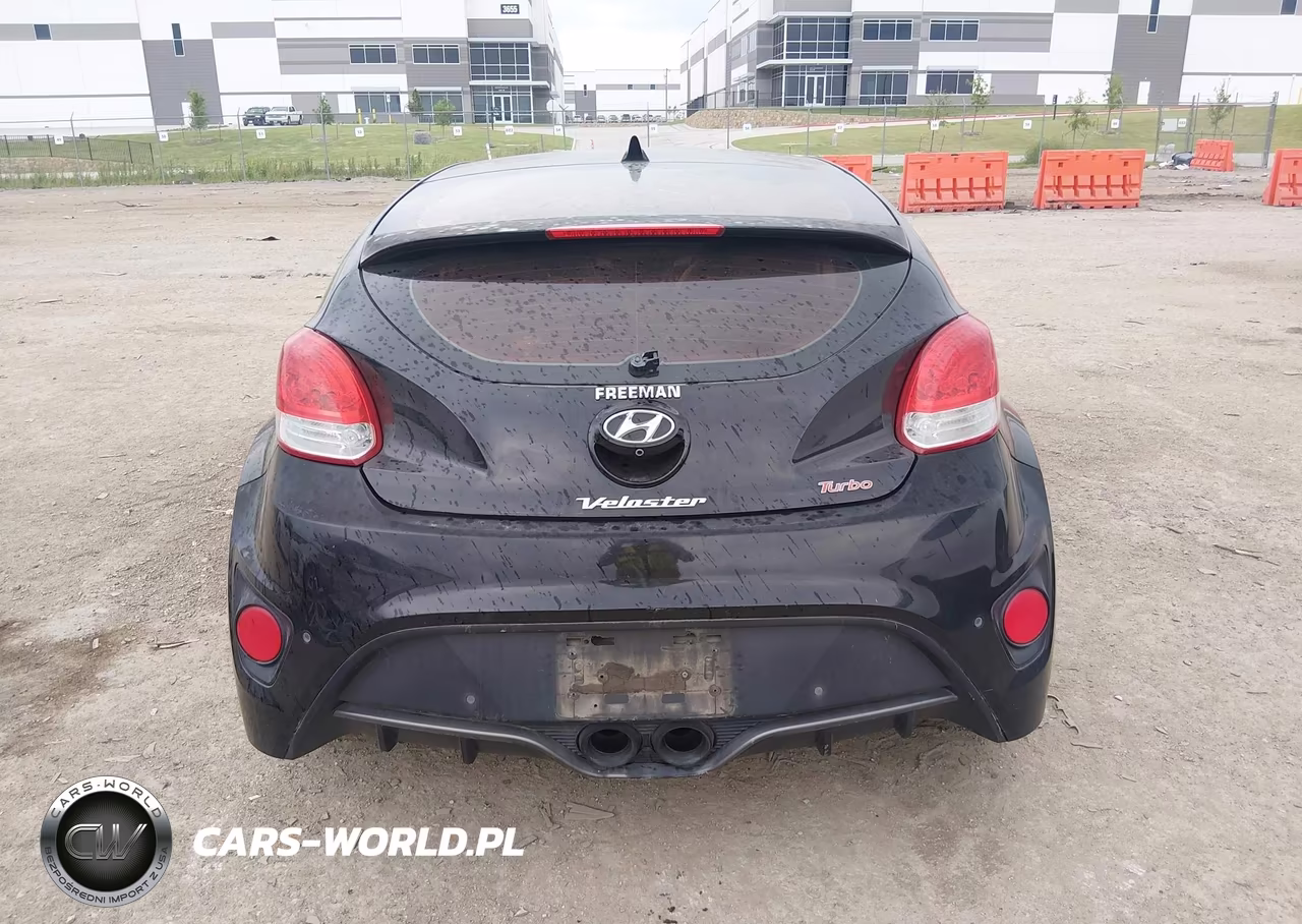 2014 Hyundai Veloster Turbo W-Black VIN:KMHTC6AE0EU204746 - 16