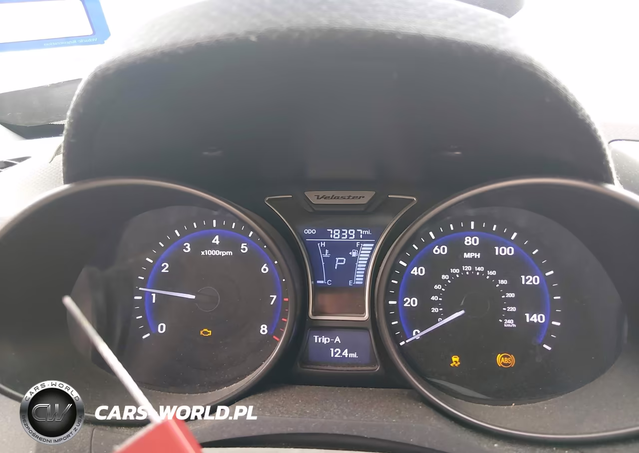 2014 Hyundai Veloster Turbo W-Black VIN:KMHTC6AE0EU204746 - 7