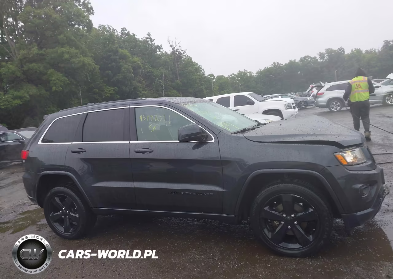 2015 Jeep Grand Cherokee Altitude VIN:1C4RJFAG9FC171601 - 13