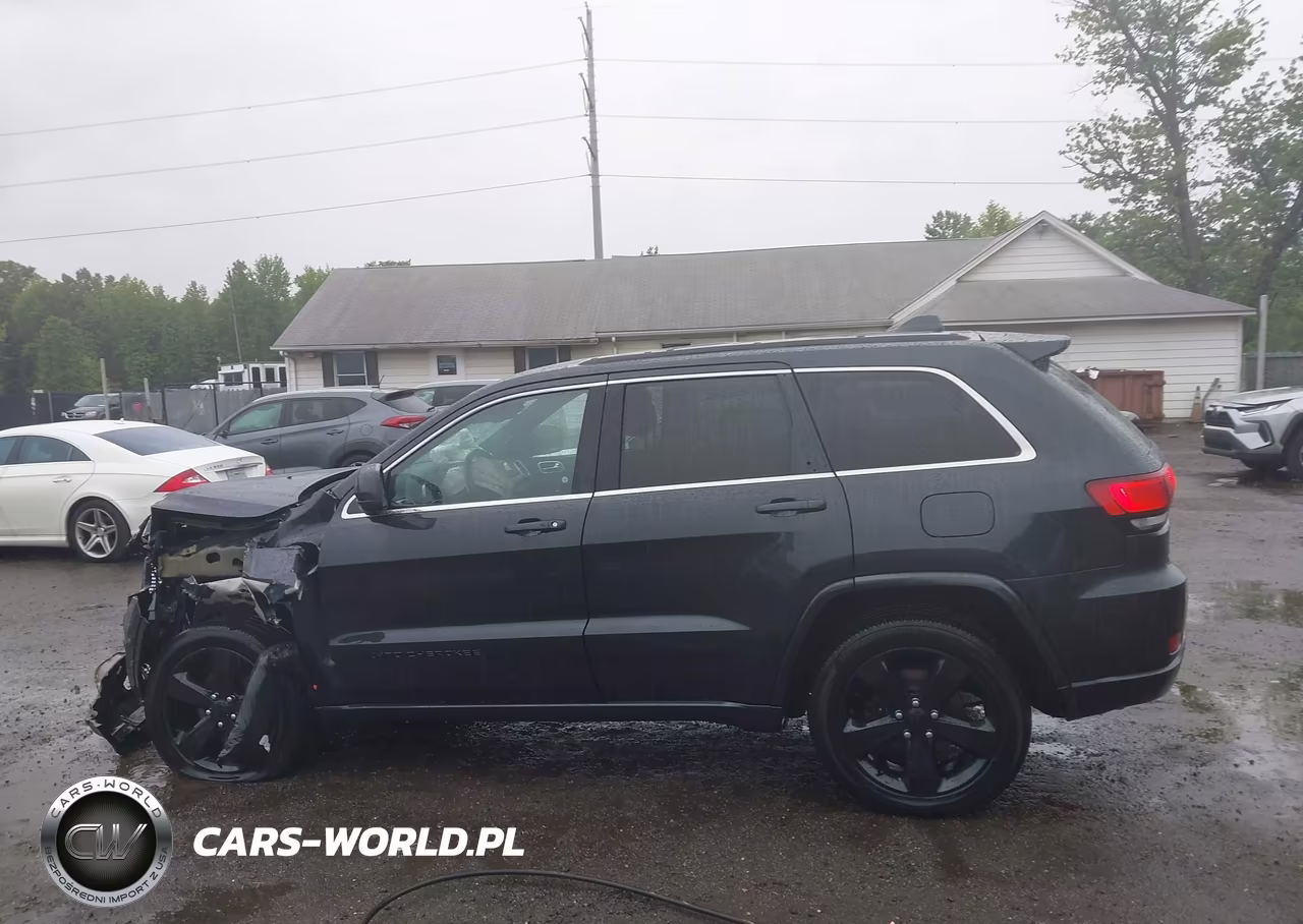 2015 Jeep Grand Cherokee Altitude VIN:1C4RJFAG9FC171601 - 14