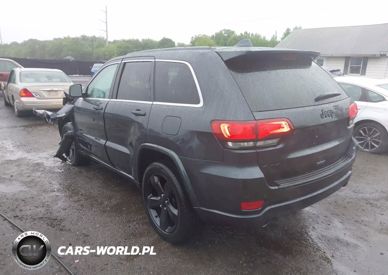2015 Jeep Grand Cherokee Altitude VIN:1C4RJFAG9FC171601 - 3