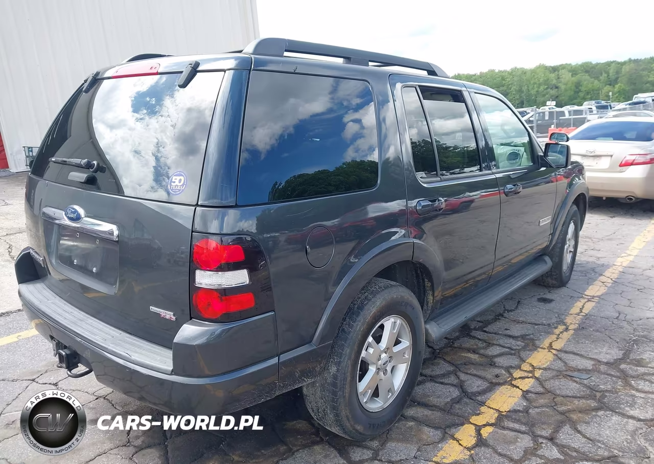 2007 Ford Explorer Xlt VIN:1FMEU63E37UB47061 - 4