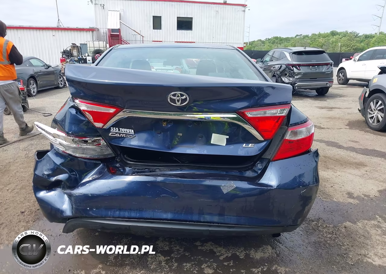 2017 Toyota Camry Le VIN:4T1BF1FK3HU711875 - 16