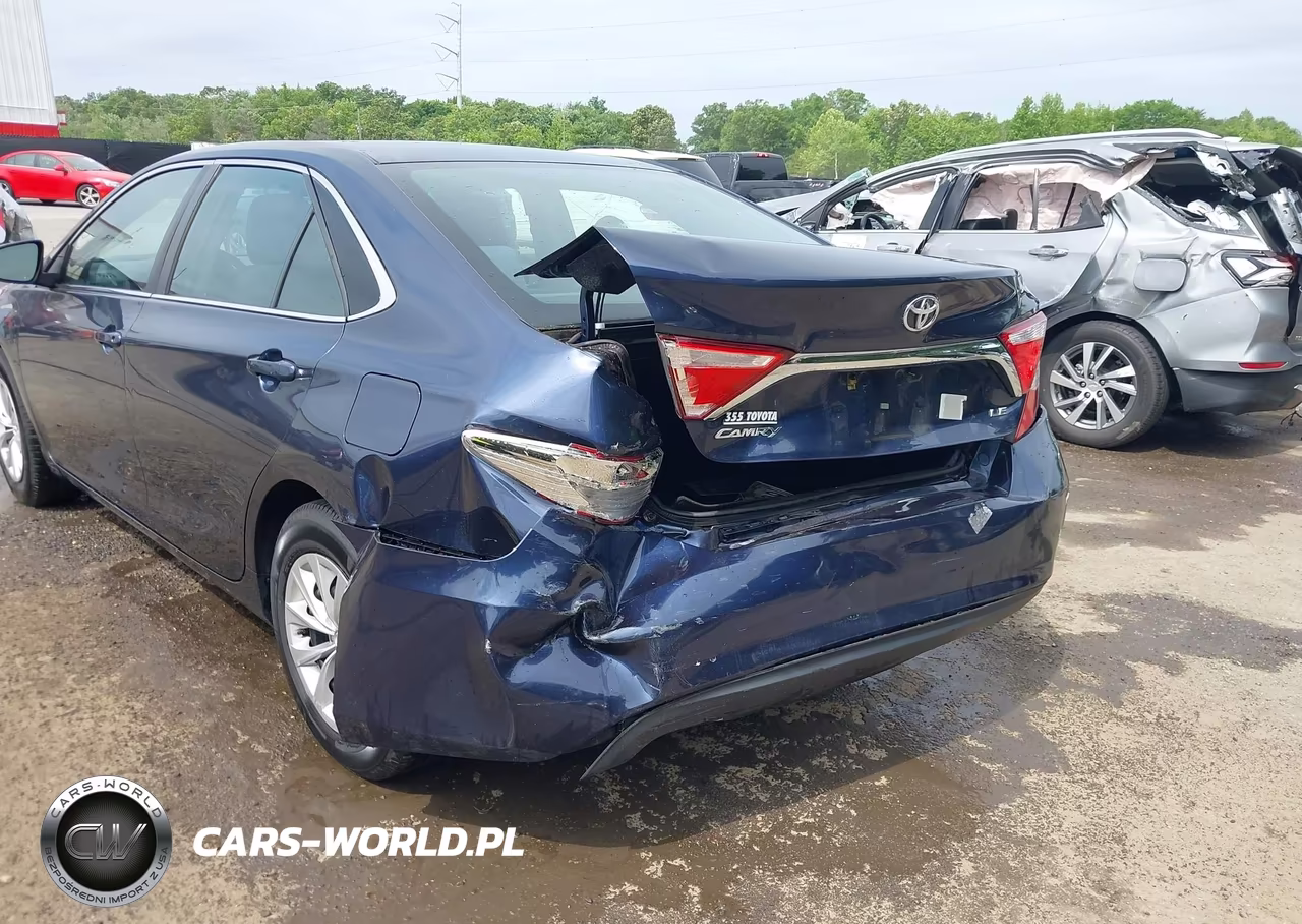 2017 Toyota Camry Le VIN:4T1BF1FK3HU711875 - 6