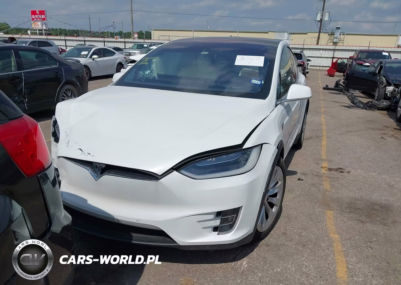 2016 Tesla Model X 60D-70D-75D-90D VIN:5YJXCAE27GF003060 - 11