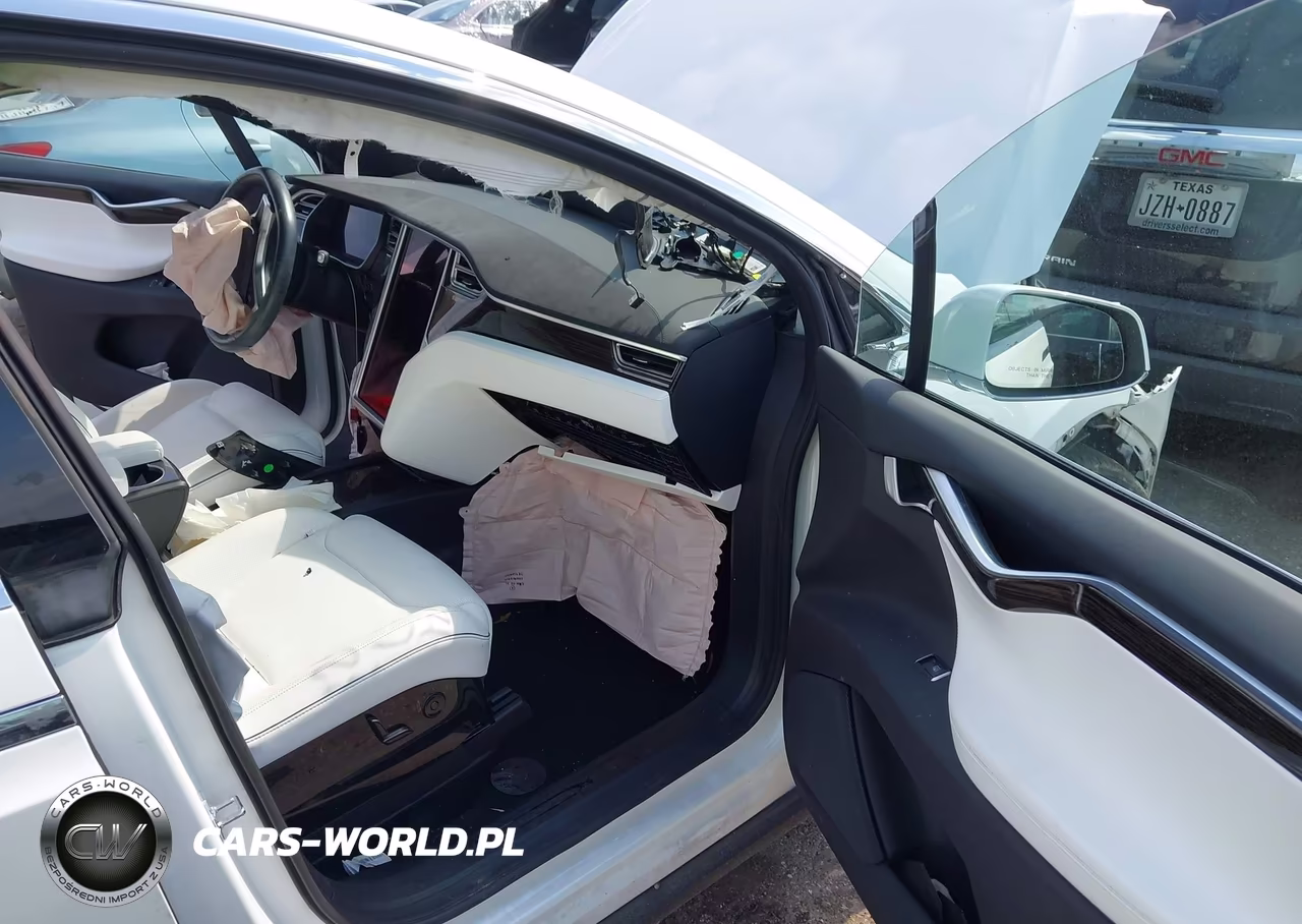 2016 Tesla Model X 60D-70D-75D-90D VIN:5YJXCAE27GF003060 - 5