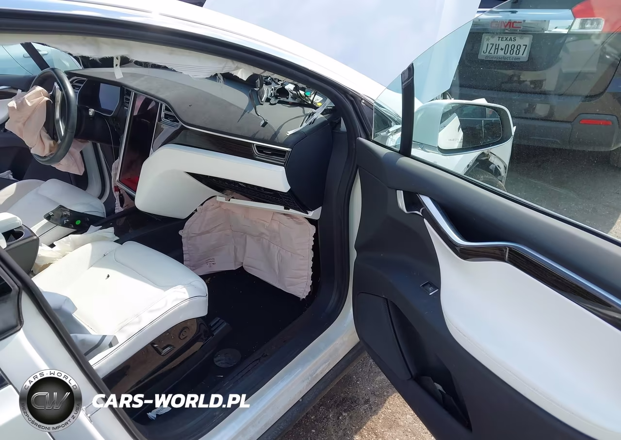 2016 Tesla Model X 60D-70D-75D-90D VIN:5YJXCAE27GF003060 - 8