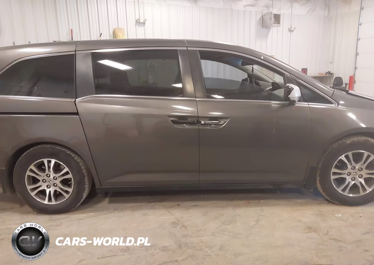 2013 Honda Odyssey Ex-L VIN:5FNRL5H63DB012641 - 13
