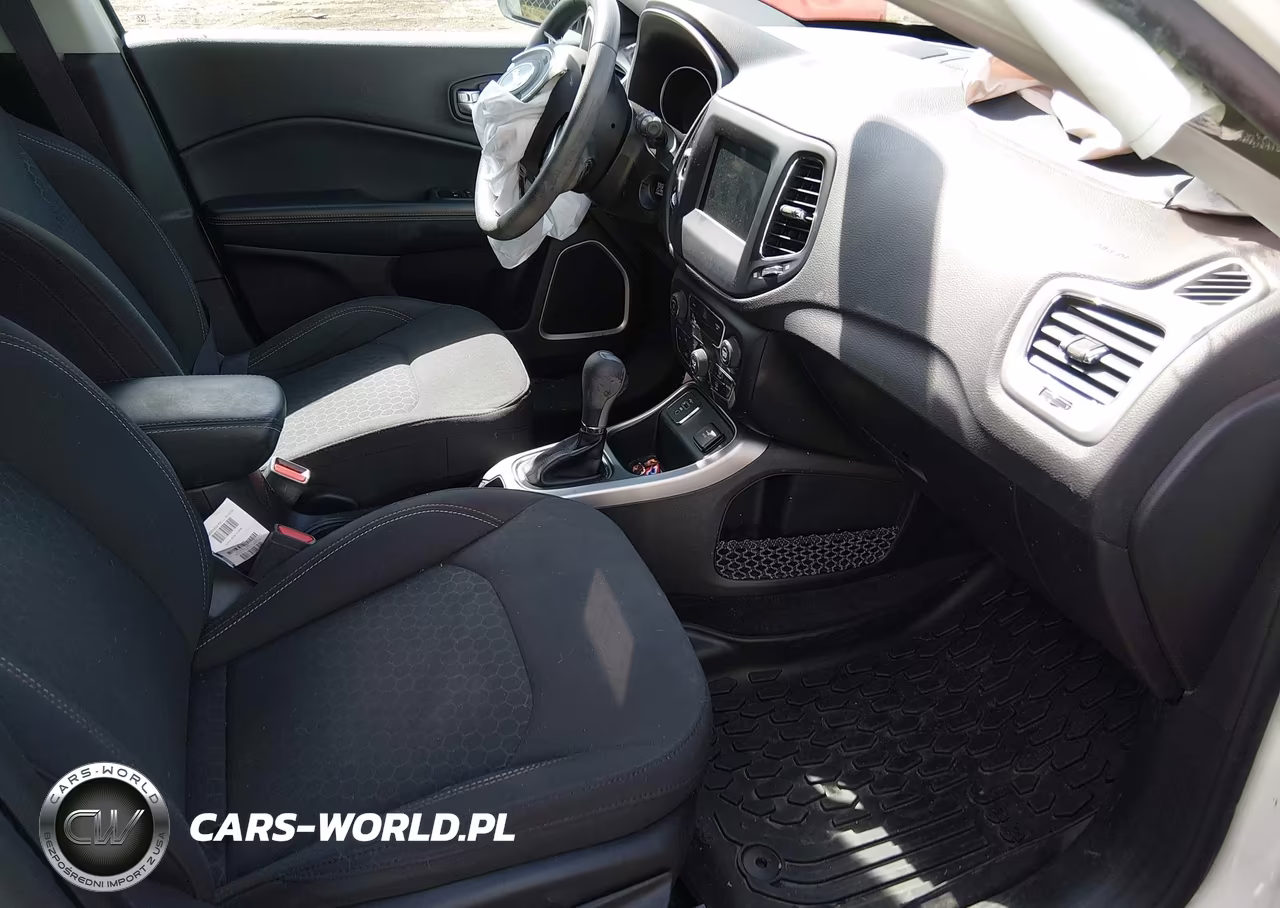 2019 Jeep Compass Sport Fwd VIN:3C4NJCAB3KT677330 - 5