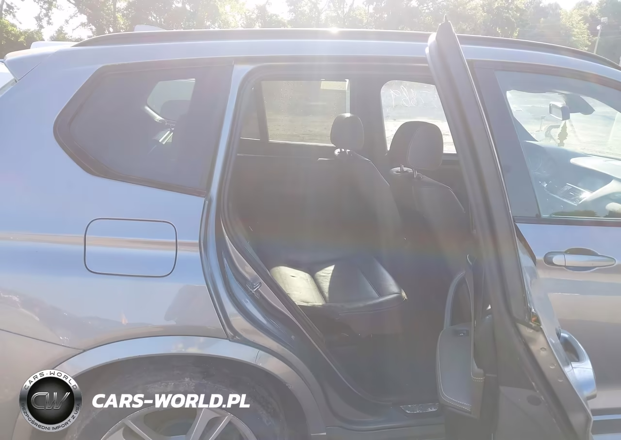 2012 BMW X3 xDrive35I VIN:5UXWX7C5XCL737889 - 8