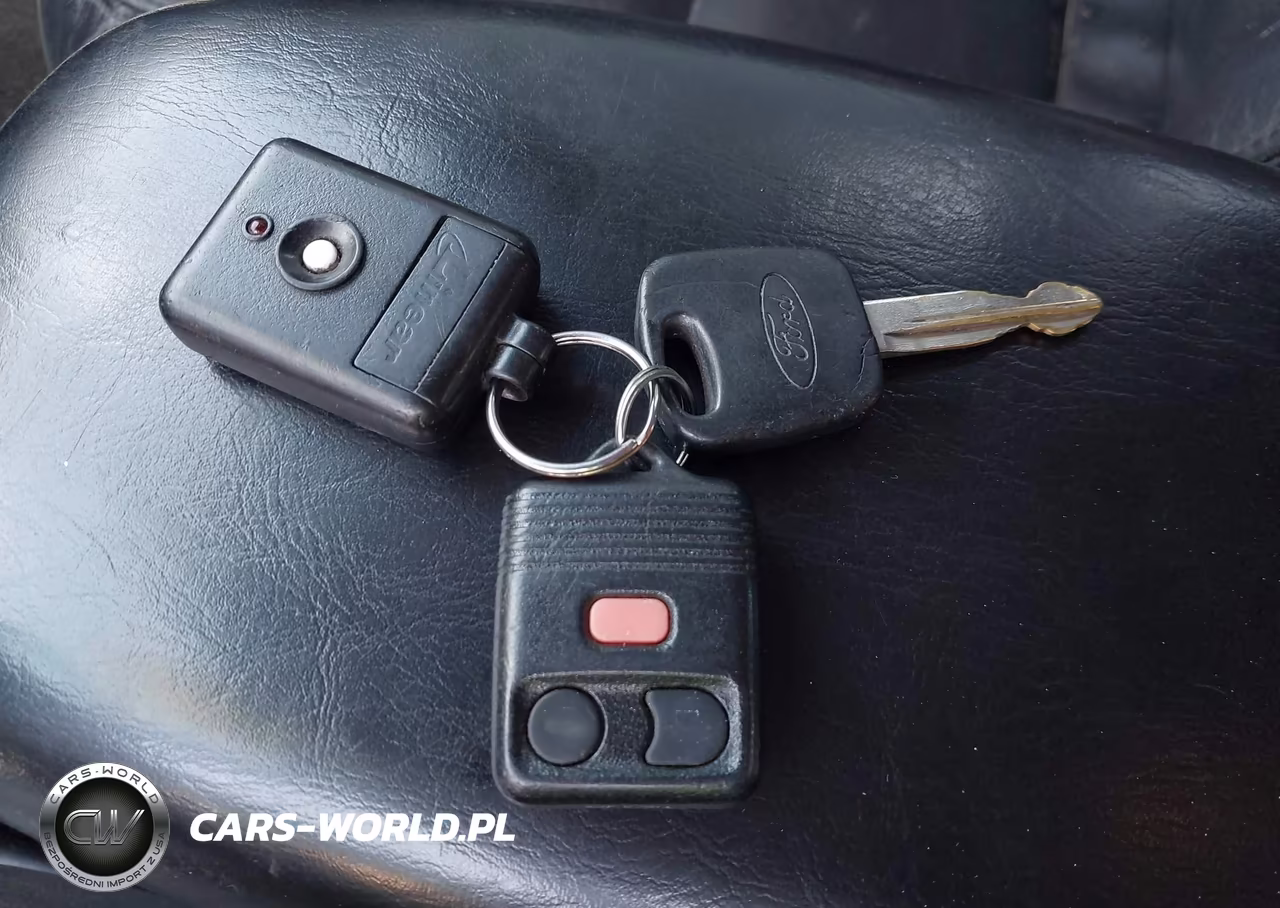 2002 Ford Escape Xlt VIN:1FMCU03122KD83092 - 11