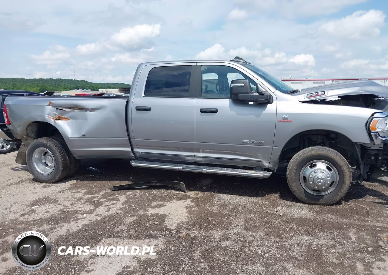 2024 Ram 3500 Big Horn 4X4 8' Box VIN:3C63RRHL4RG219226 - 12