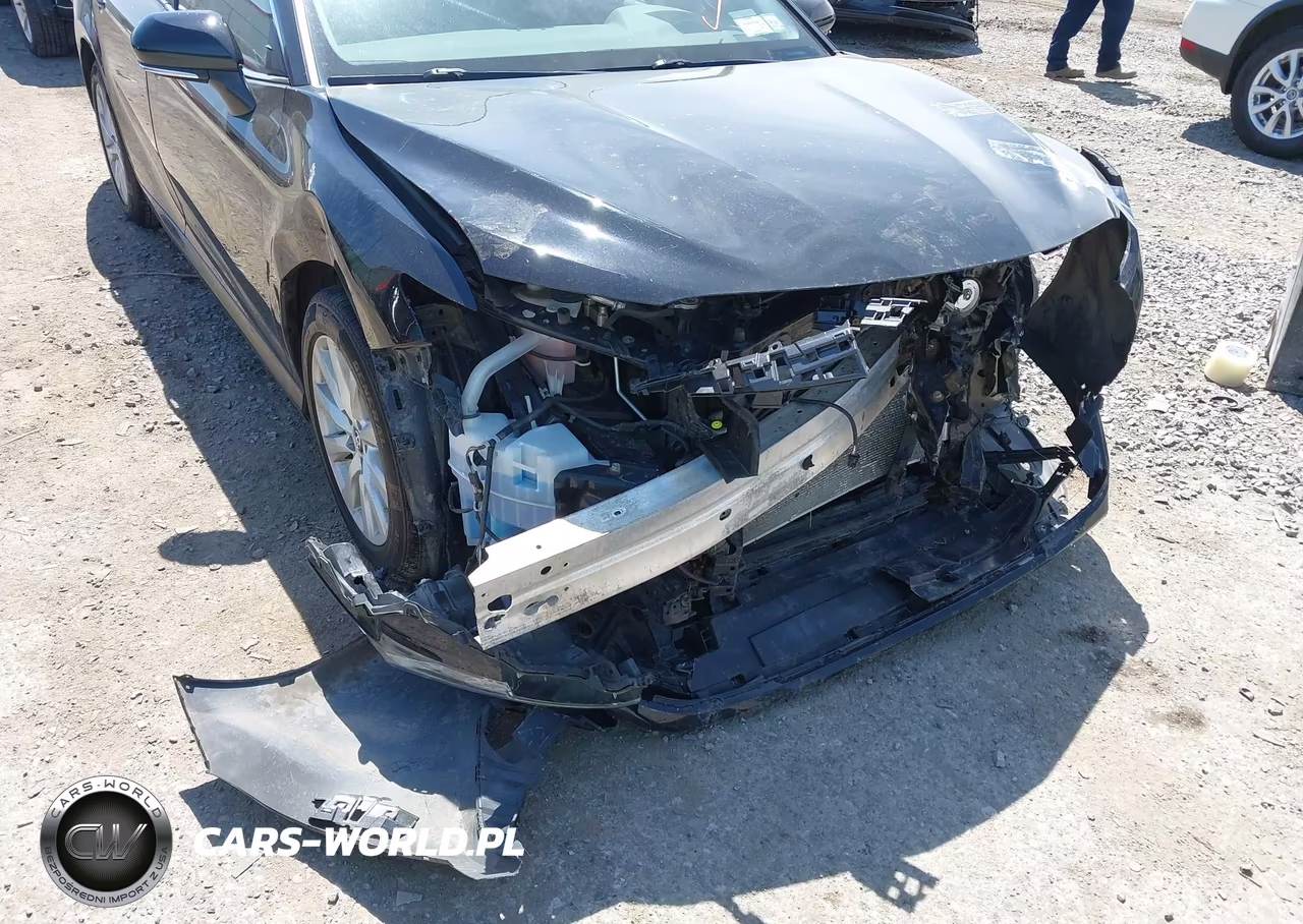 2019 Toyota Camry Le VIN:4T1B11HK3KU200962 - 6