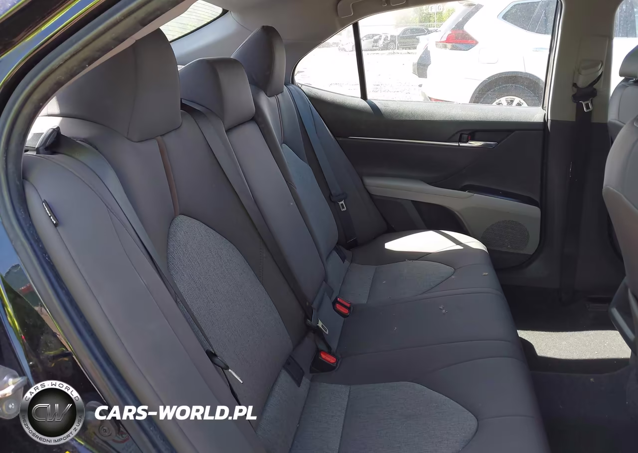 2019 Toyota Camry Le VIN:4T1B11HK3KU200962 - 8