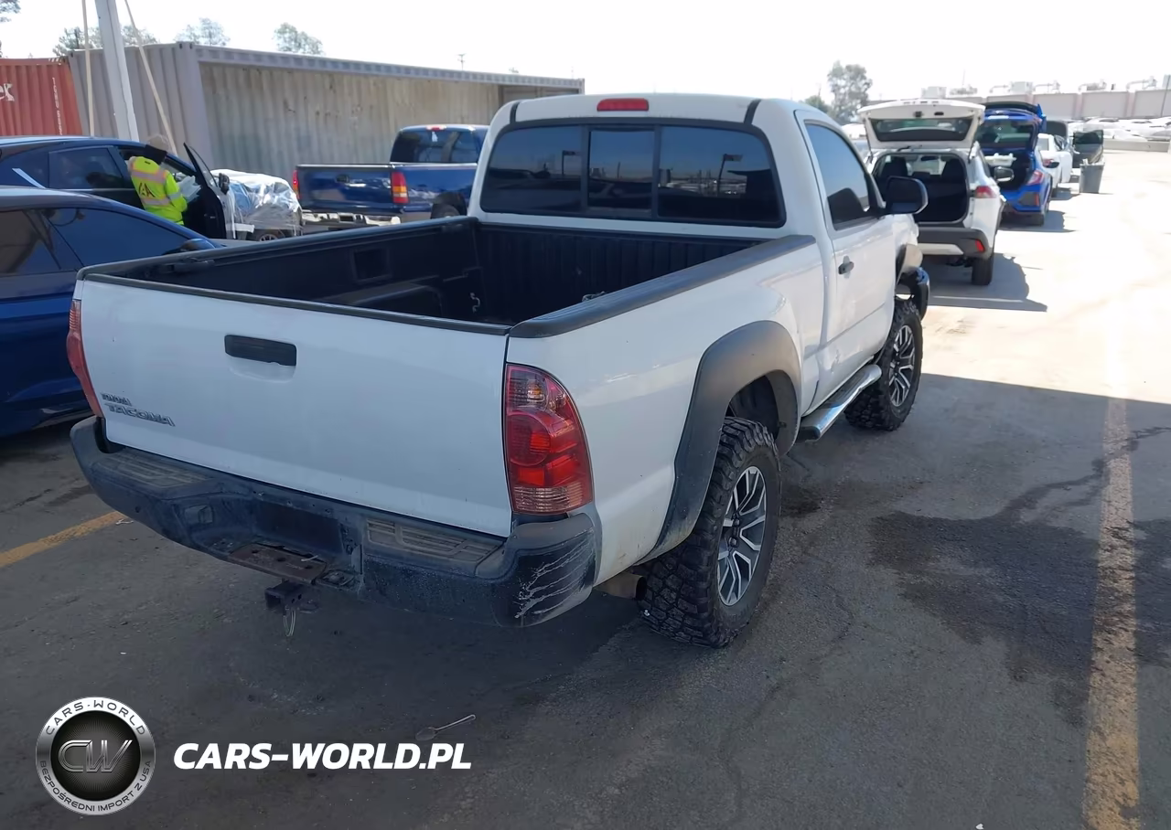 2012 Toyota Tacoma VIN:5TFPX4EN9CX012410 - 4