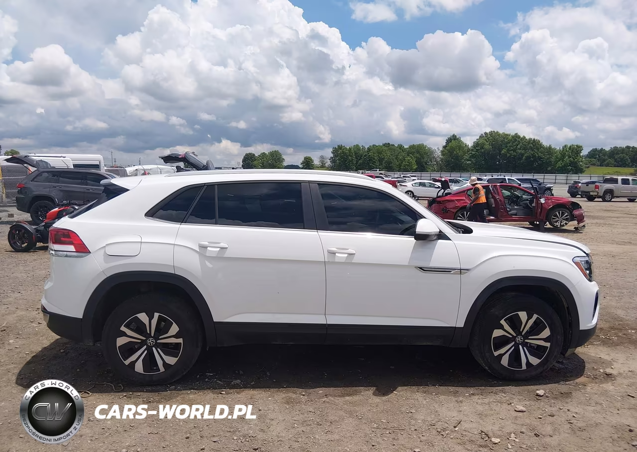 2024 Volkswagen Atlas Cross Sport 2.0T Se VIN:1V2LE2CA2RC250252 - 13