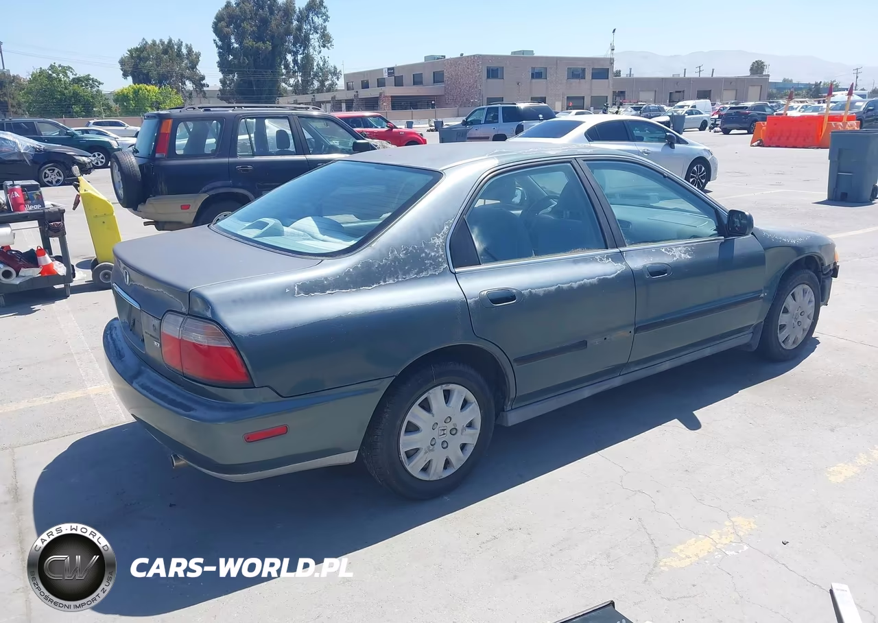 1997 Honda Accord Lx VIN:1HGCD5635VA225971 - 4