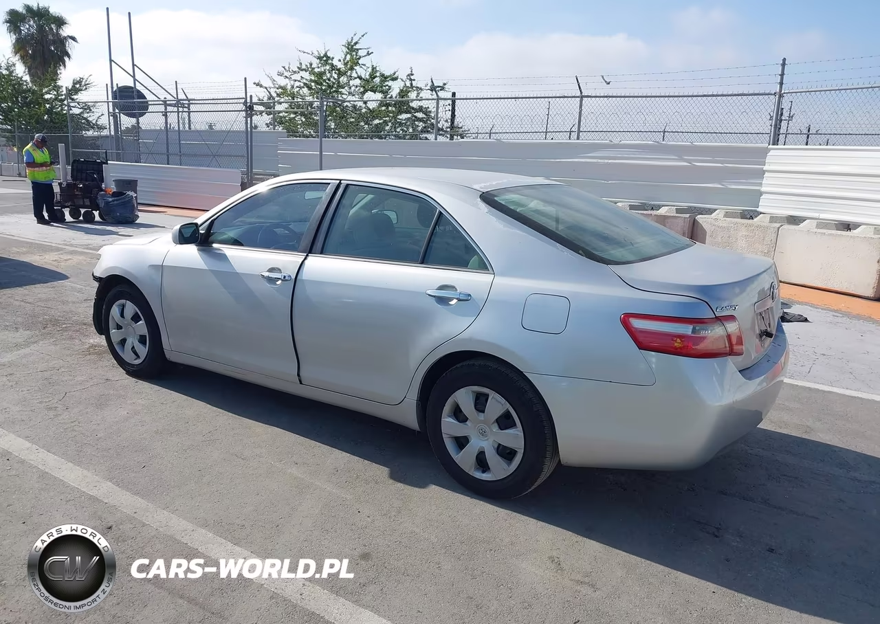 2007 Toyota Camry Le VIN:4T1BE46K37U067863 - 3