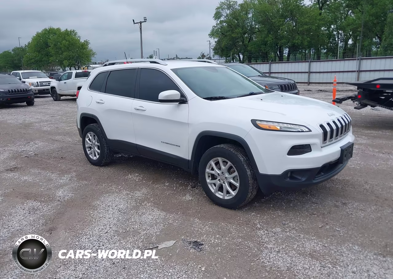 2018 Jeep Cherokee Latitude Plus 4X4 – zdjęcie 1 z 16