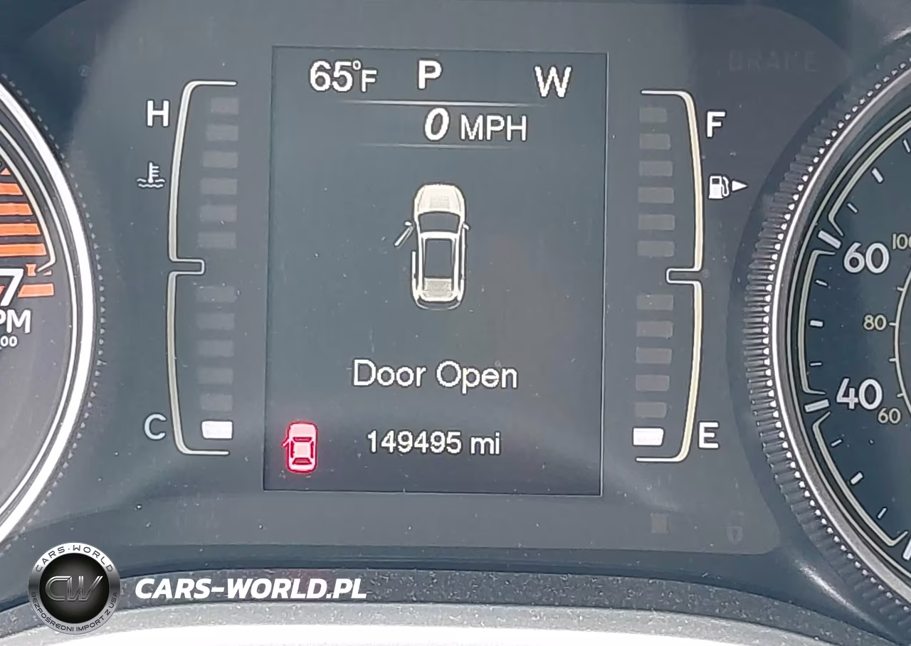 2018 Jeep Cherokee Latitude Plus 4X4 VIN:1C4PJMLB8JD574730 - 15