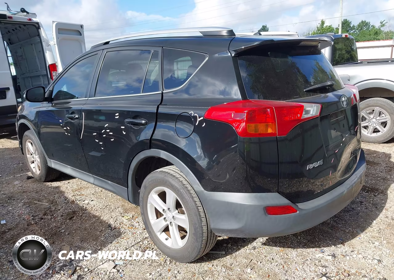 2013 Toyota Rav4 Xle VIN:2T3WFREV7DW025724 - 3