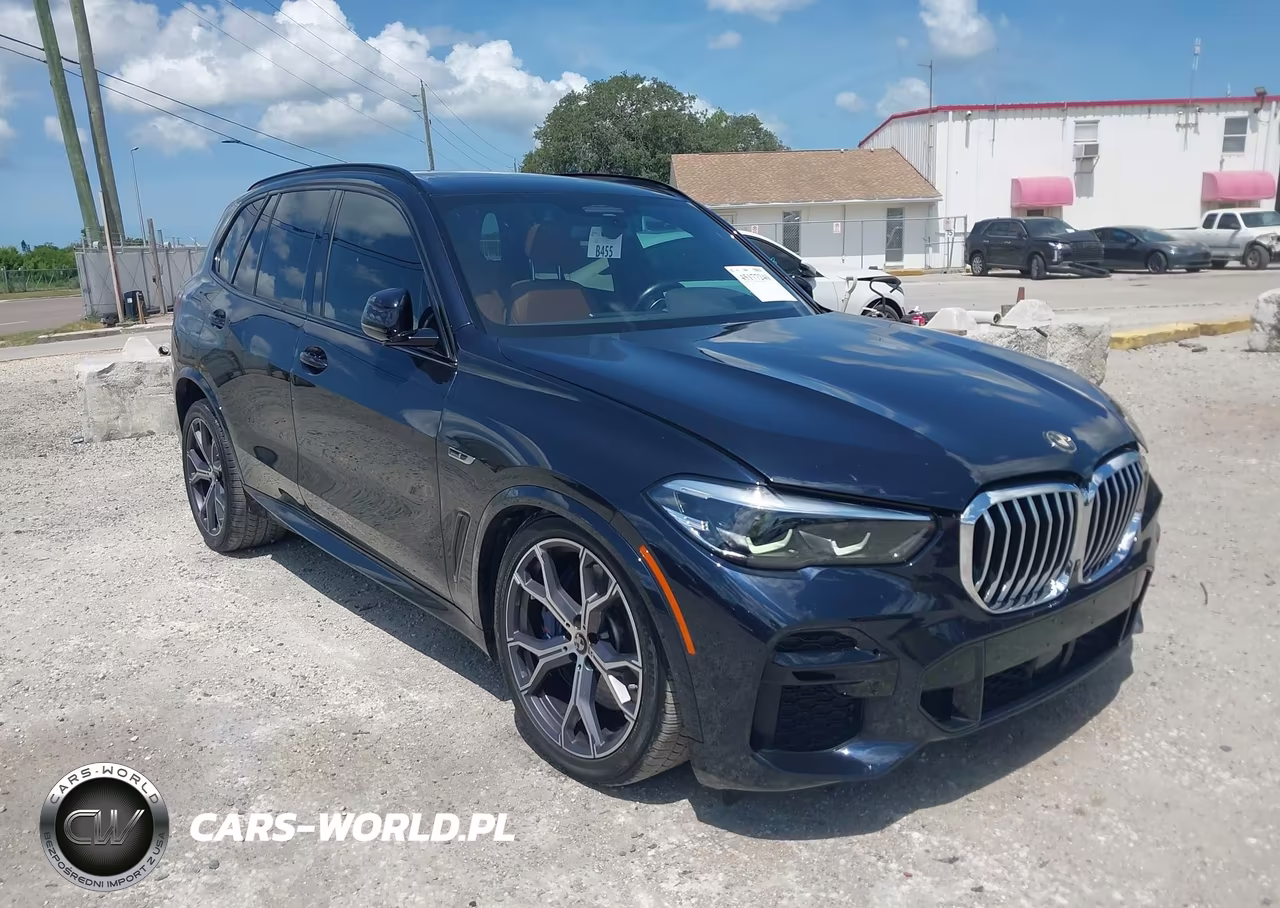 2022 BMW X5 Phev xDrive45E – zdjęcie 1 z 16