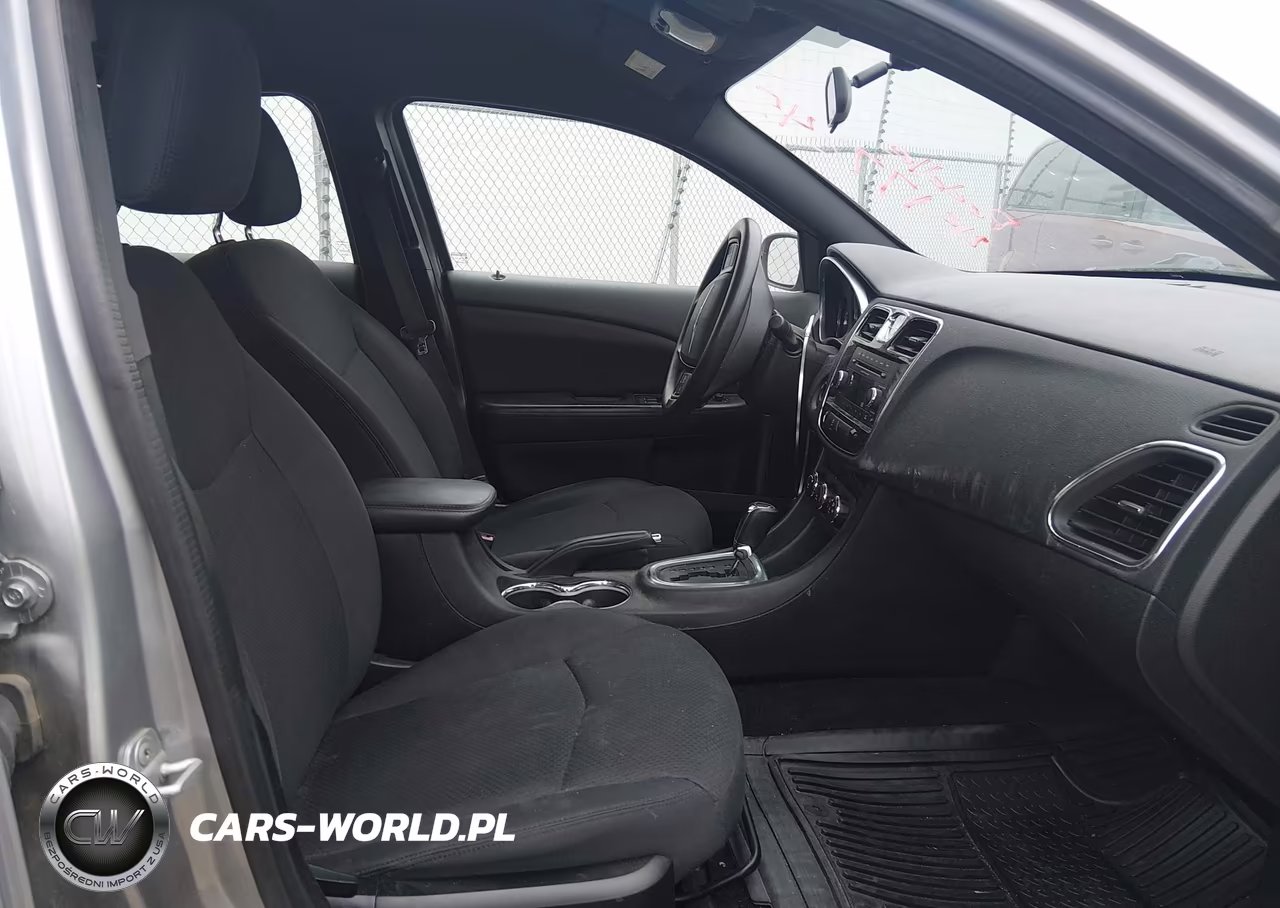 2014 Chrysler 200 Lx VIN:1C3CCBAB7EN140738 - 5