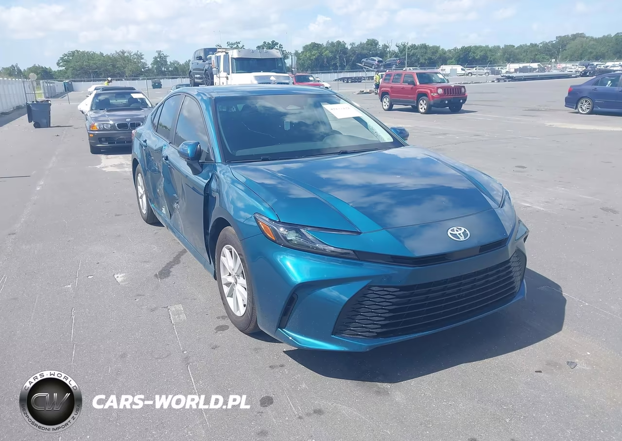 2026 Toyota Camry Le – zdjęcie 1 z 21