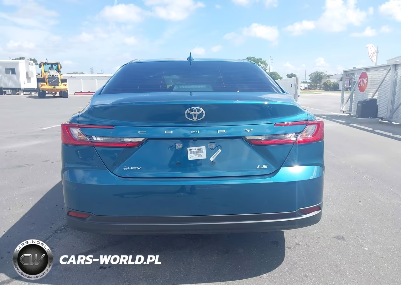 2026 Toyota Camry Le VIN:4T1DAACK3TU260984 - 16