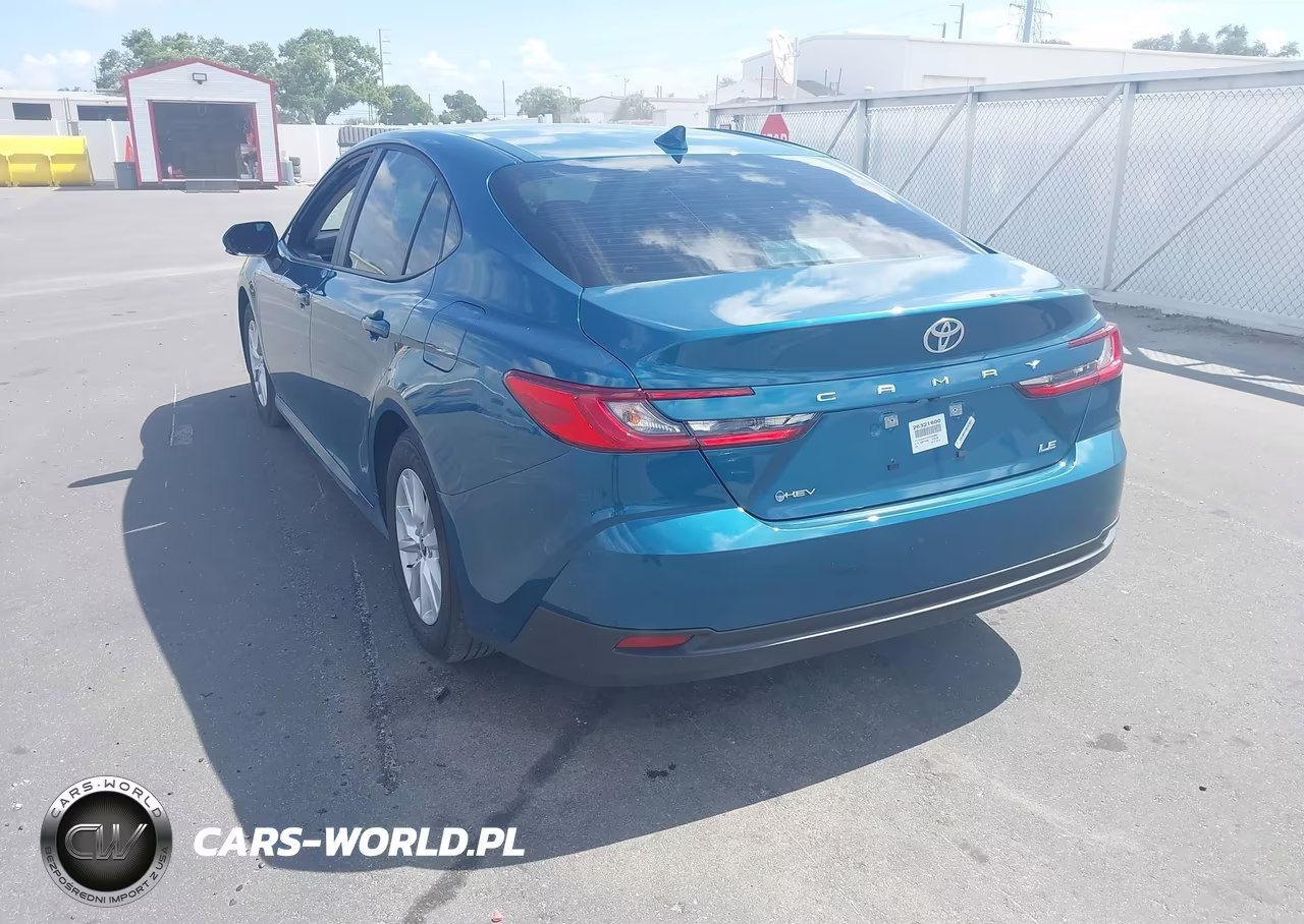 2026 Toyota Camry Le VIN:4T1DAACK3TU260984 - 3