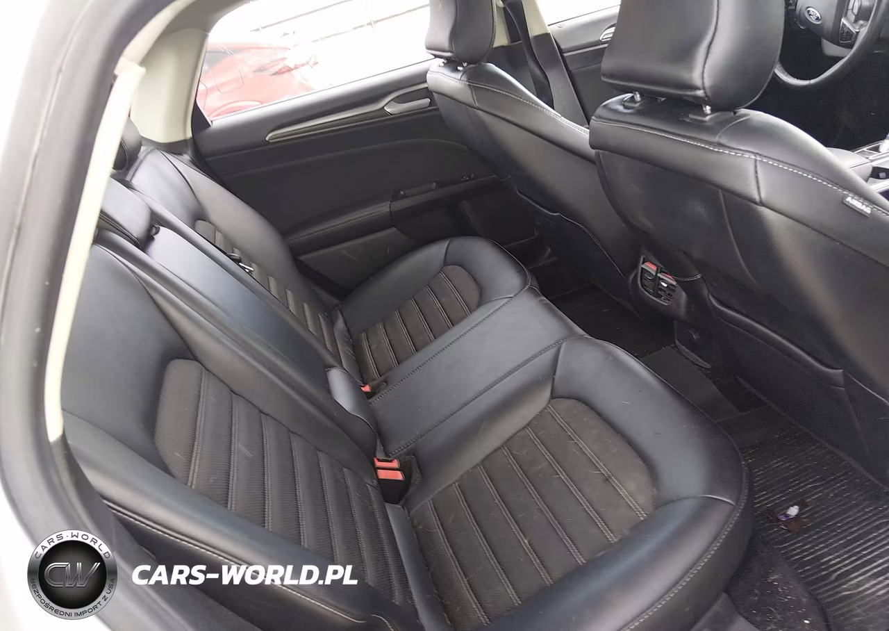 2017 Ford Fusion Se VIN:3FA6P0HDXHR329111 - 8