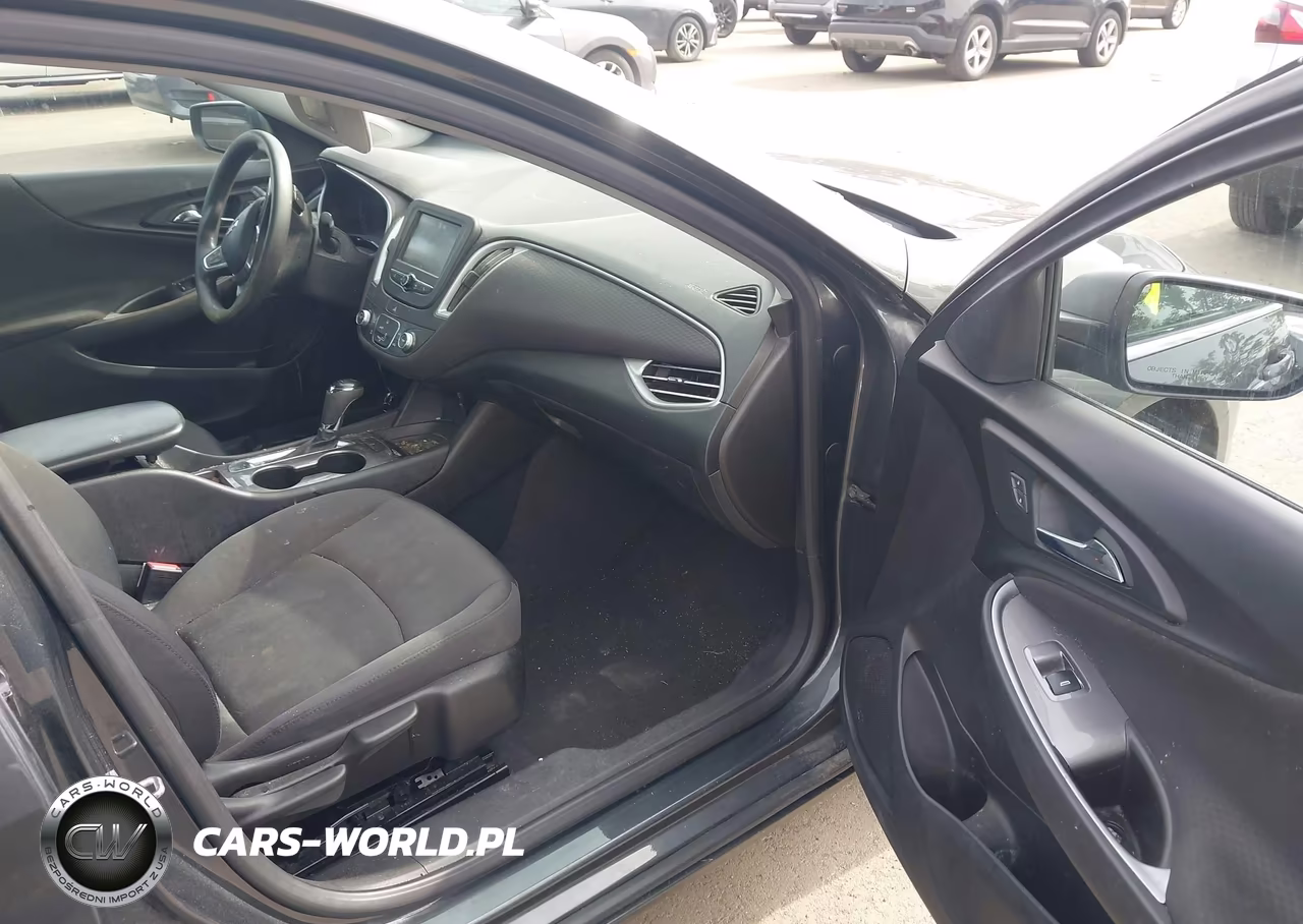 2017 Chevrolet Malibu Ls VIN:1G1ZB5ST4HF234987 - 5