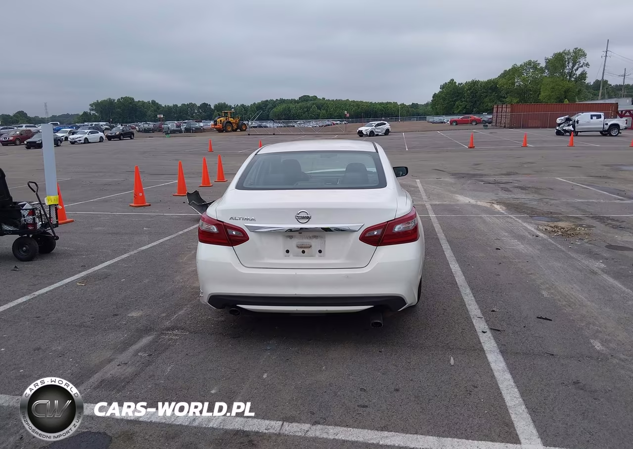 2018 Nissan Altima 2.5 S VIN:1N4AL3AP7JC194427 - 17