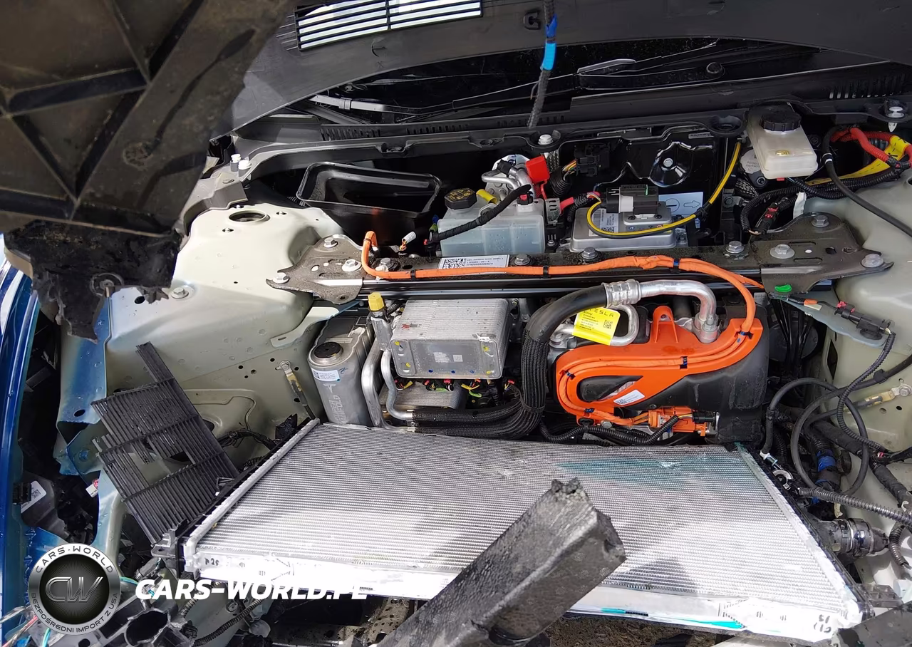 2025 Tesla Model 3 Performance All-Wheel Drive VIN:5YJ3E1ET1SF940027 - 10