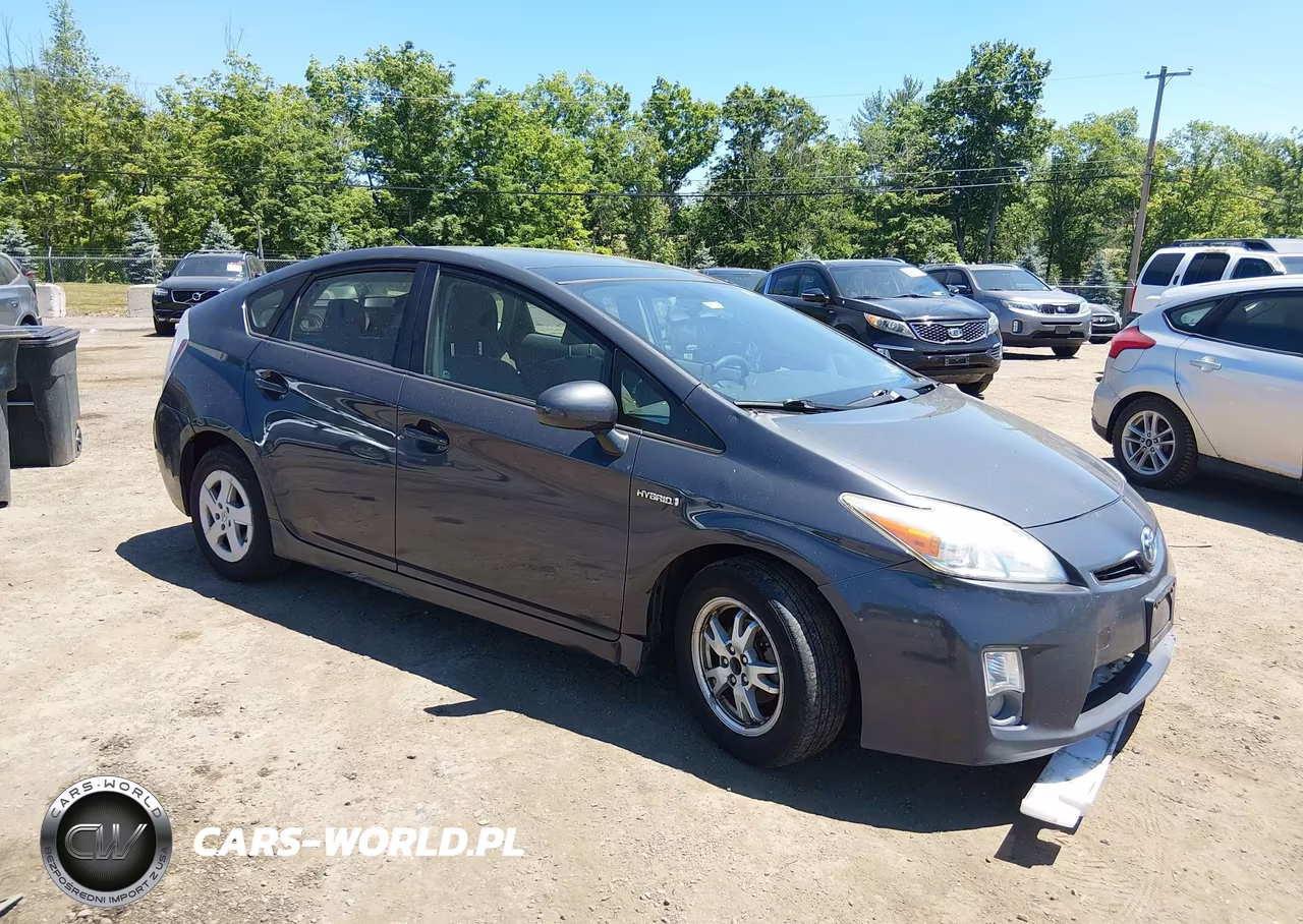 2011 Toyota Prius Three – zdjęcie 1 z 17