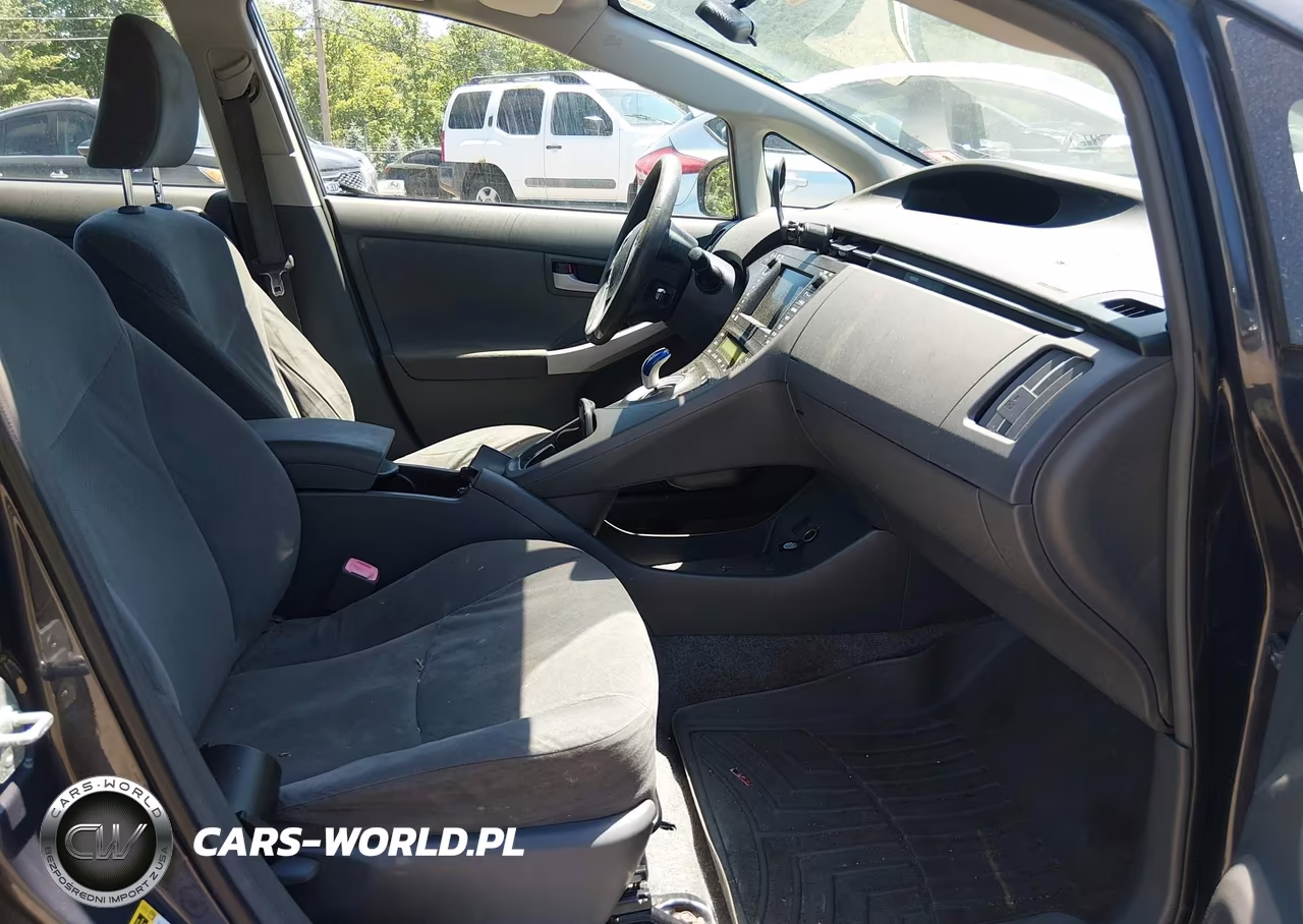2011 Toyota Prius Three VIN:JTDKN3DU7B0259533 - 5