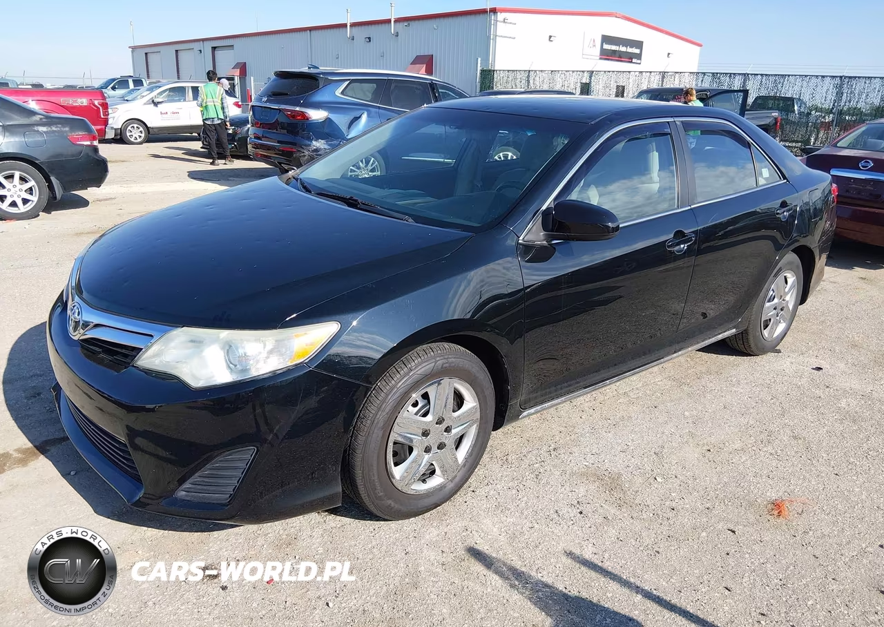 2014 Toyota Camry Le VIN:4T4BF1FK1ER409499 - 2