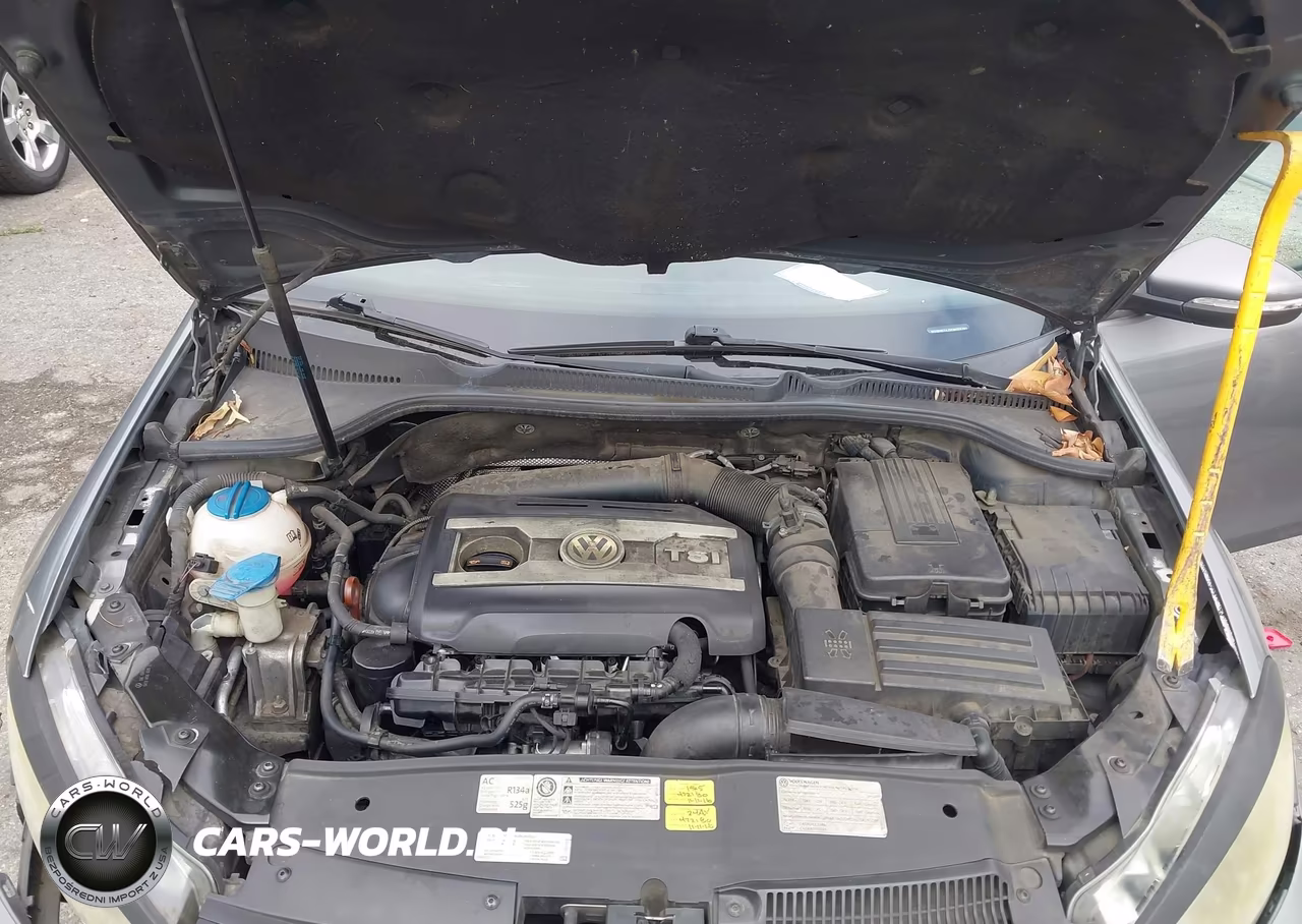 2012 Volkswagen Gti 4-Door VIN:WVWHD7AJ2CW259761 - 10