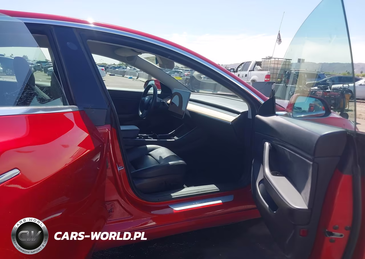 2018 Tesla Model 3 Long Range-Mid Range VIN:5YJ3E1EA1JF159456 - 5